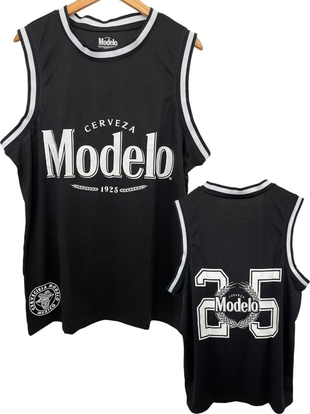 NWOT Cerveza Modelo Men’s Tank Top Large